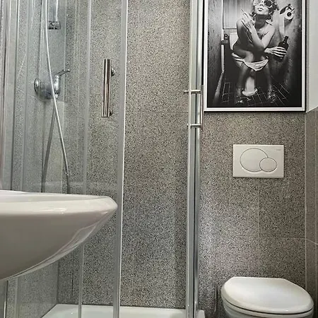 Apartment Karl Marx 2